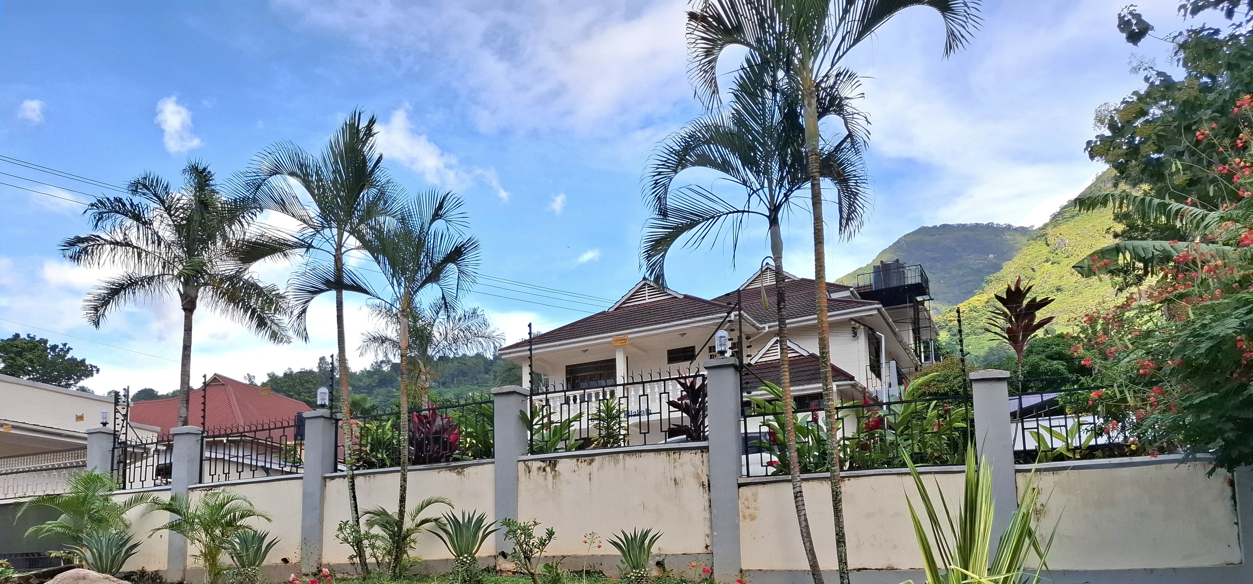 G4 Homez exterior